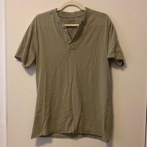 Grayers light Olive Short Sleeve Tee